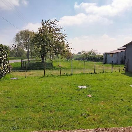 Ferme De L'Etang - Gite Epuisay Exterior photo